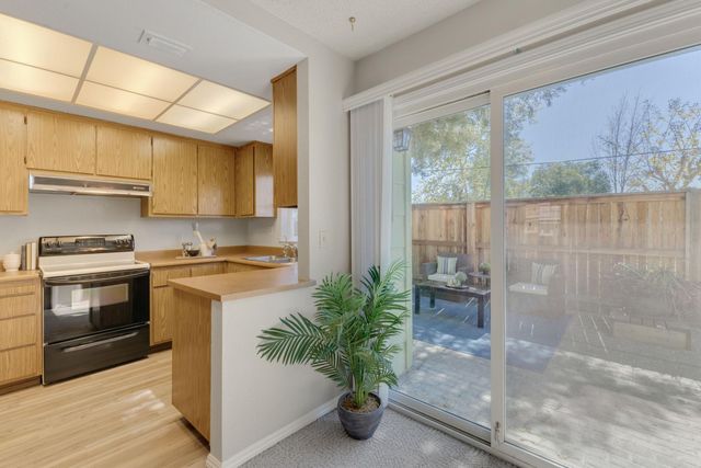 2801 Edison Ave, Sacramento, CA 95821