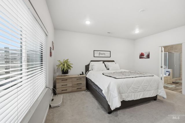 3597 E Kendrick Dr, Nampa, ID 83686