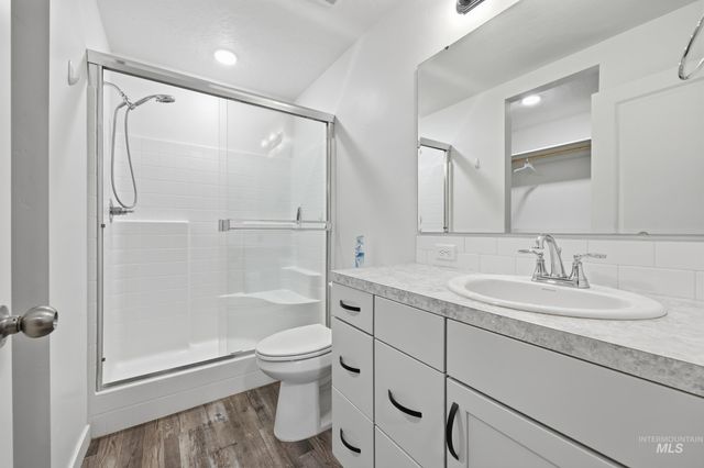 3597 E Kendrick Dr, Nampa, ID 83686