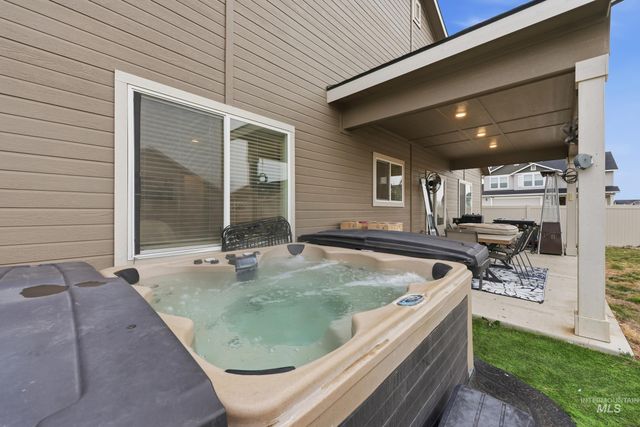 3597 E Kendrick Dr, Nampa, ID 83686