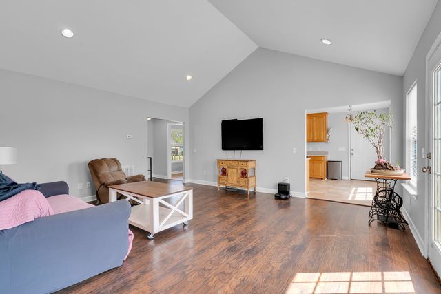 143 Summer Lady Lane, Boiling Springs, SC 29316