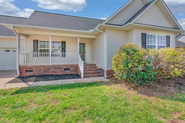 143 Summer Lady Lane, Boiling Springs, SC 29316