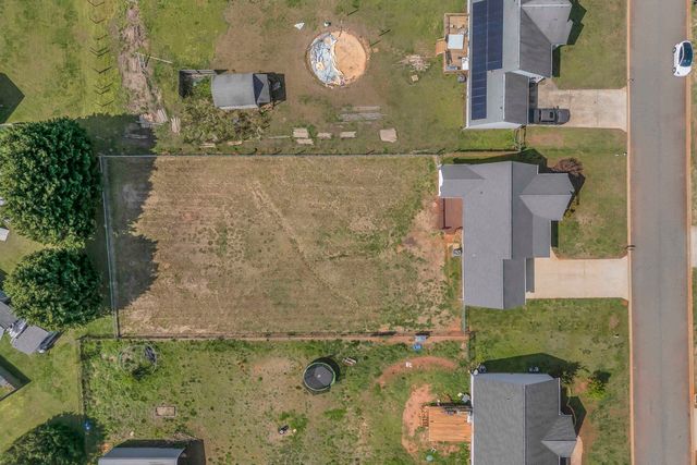 143 Summer Lady Lane, Boiling Springs, SC 29316