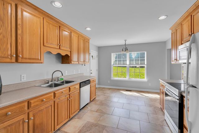 143 Summer Lady Lane, Boiling Springs, SC 29316