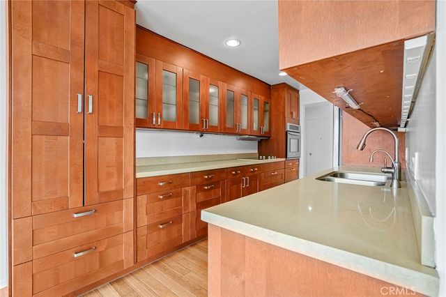 2055 E Broadway 401, Long Beach, CA 90803