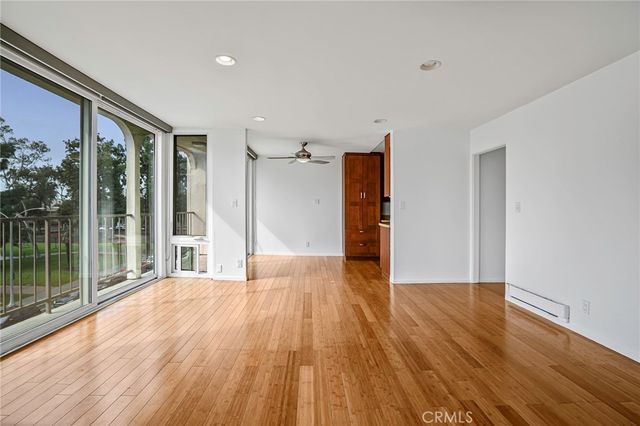 2055 E Broadway 401, Long Beach, CA 90803