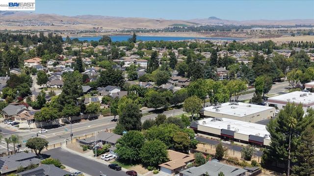 4046 Alvarado St, Pleasanton, CA 94566