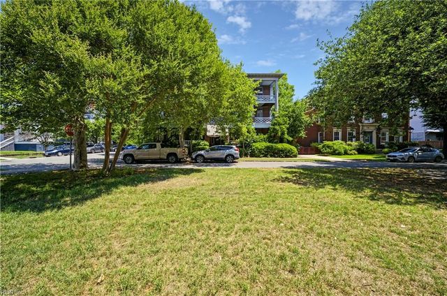 524 Graydon Ave Apt 4, Norfolk, VA 23507