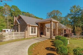 18 Woodchuck Dr., Hattiesburg, MS 39402