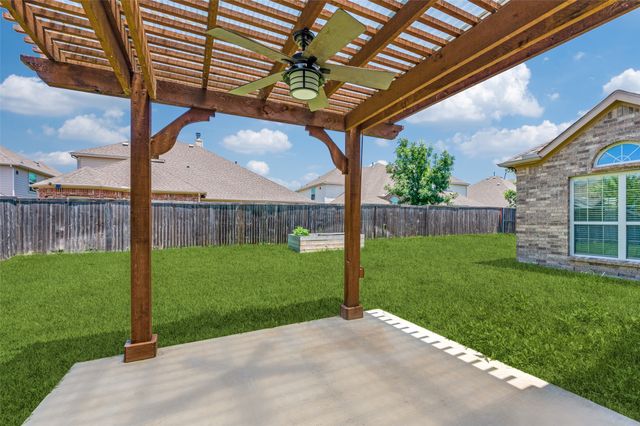2812 Pino, Grand Prairie, TX 75054