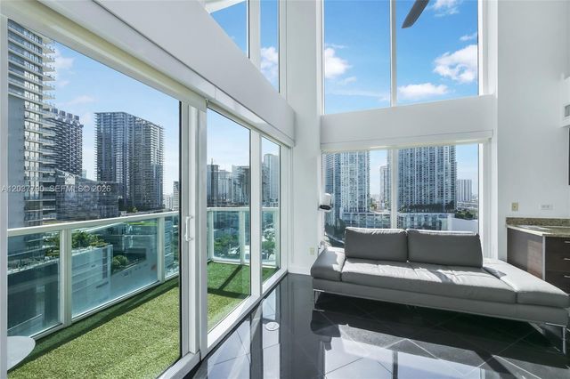 41 SE 5th St 1116, Miami, FL 33131