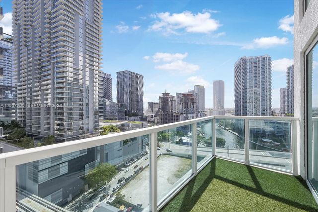 41 SE 5th St 1116, Miami, FL 33131
