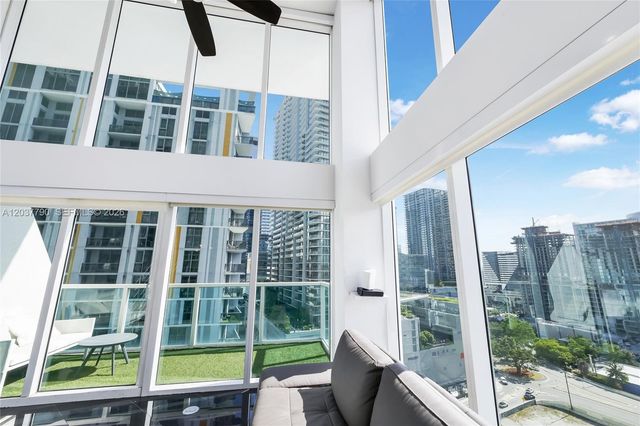 41 SE 5th St 1116, Miami, FL 33131