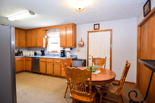135 Old Hwy 52W, Portland, TN 37148
