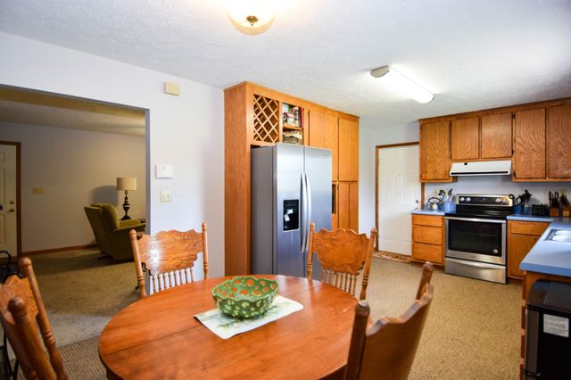 135 Old Hwy 52W, Portland, TN 37148