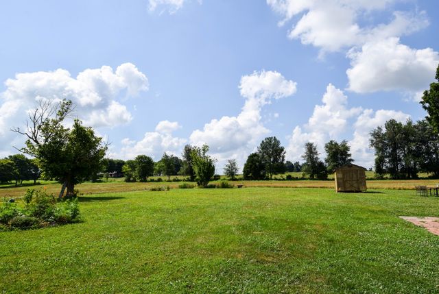 135 Old Hwy 52W, Portland, TN 37148