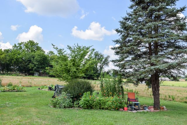 135 Old Hwy 52W, Portland, TN 37148