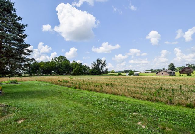 135 Old Hwy 52W, Portland, TN 37148