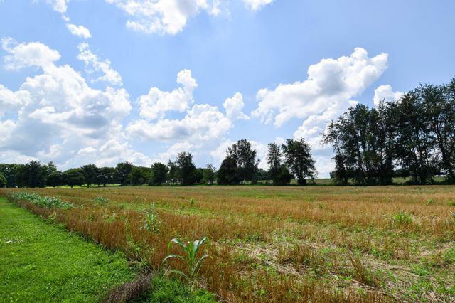 135 Old Hwy 52W, Portland, TN 37148