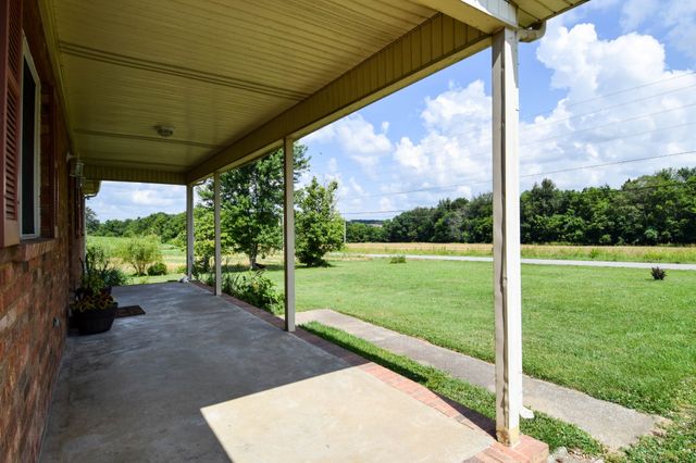 135 Old Hwy 52W, Portland, TN 37148