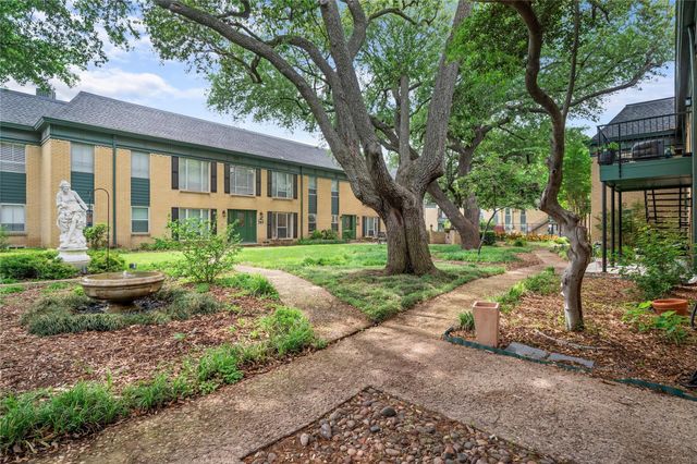 6014 E University Boulevard 137, Dallas, TX 75206