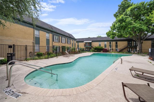 6014 E University Boulevard 137, Dallas, TX 75206