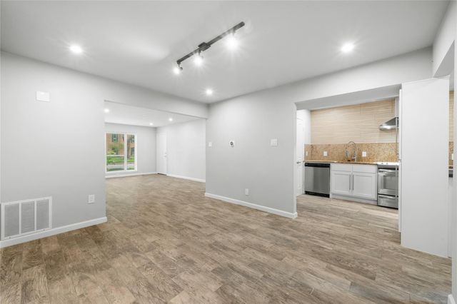 6014 E University Boulevard 137, Dallas, TX 75206