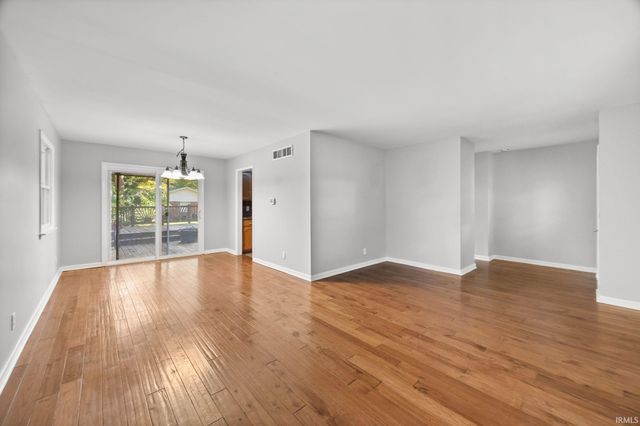 5314 Lynnwood Drive, West Lafayette, IN 47906