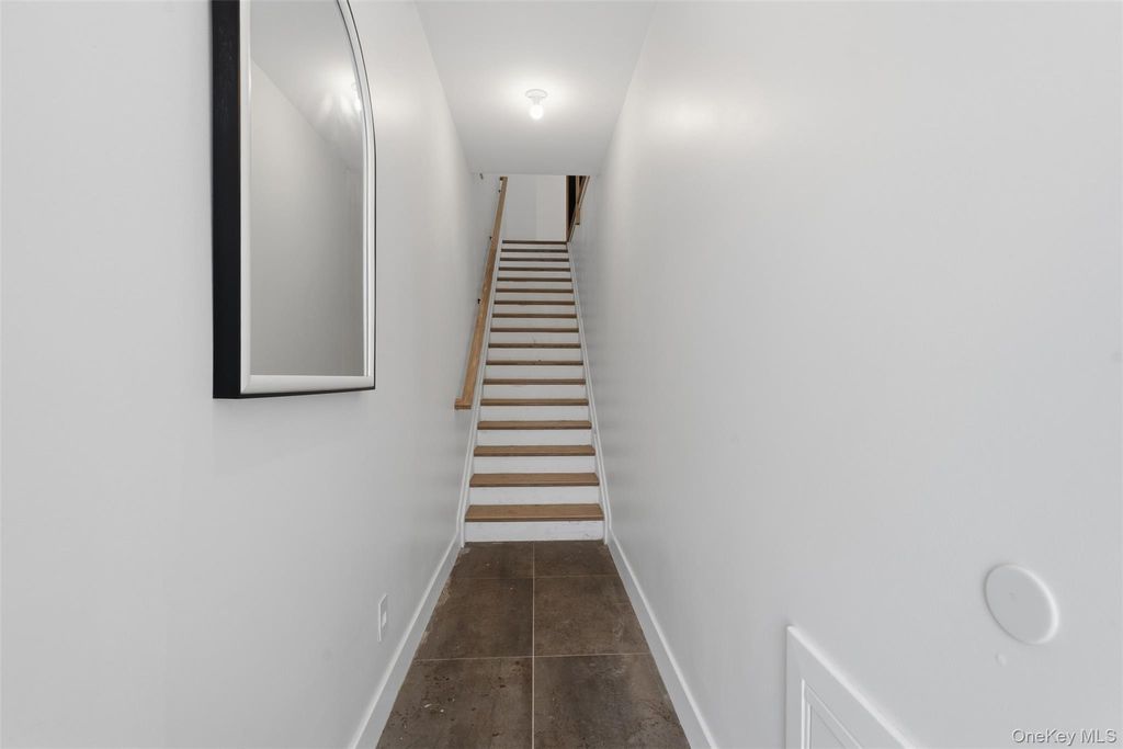 7 Valley Way 321, Spring Valley, NY 10977 — photo 3