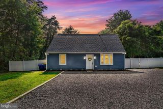 102 MAPLE RD, Stevensville, MD 21666
