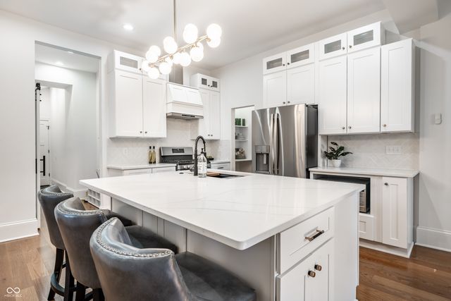 1034 N Tacoma Avenue, Indianapolis, IN 46201