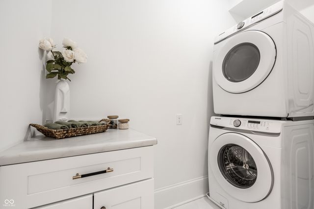 1034 N Tacoma Avenue, Indianapolis, IN 46201