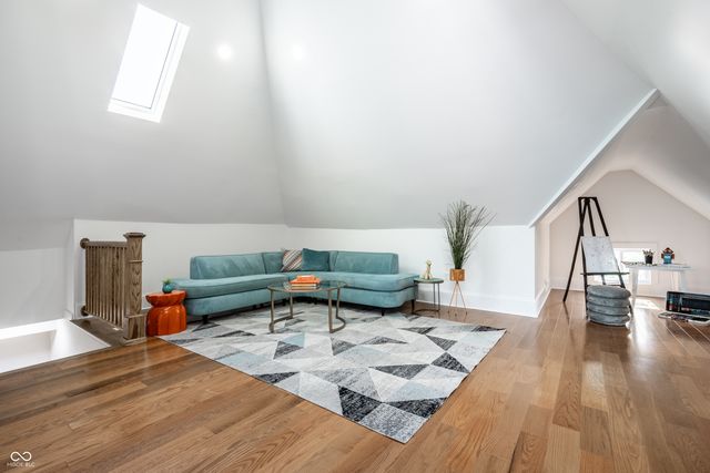 1034 N Tacoma Avenue, Indianapolis, IN 46201