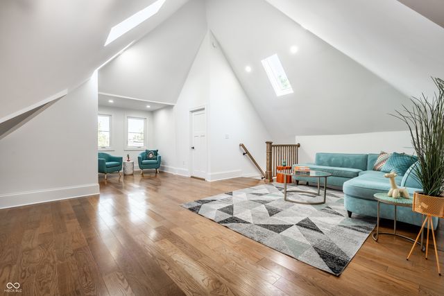 1034 N Tacoma Avenue, Indianapolis, IN 46201