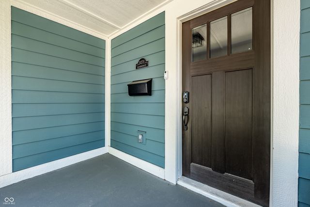 1034 N Tacoma Avenue, Indianapolis, IN 46201