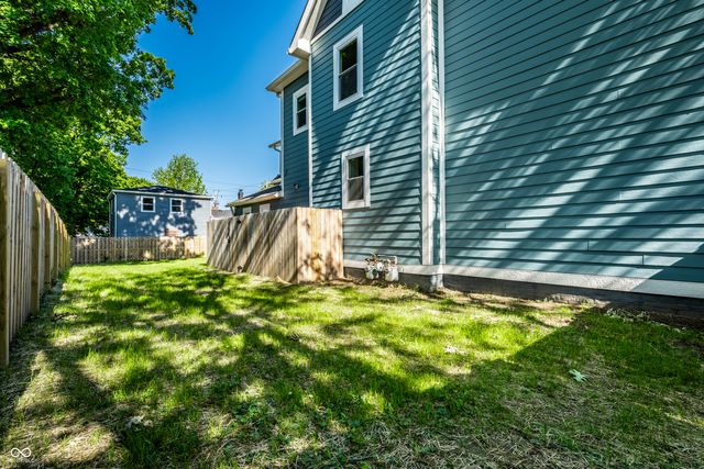 1034 N Tacoma Avenue, Indianapolis, IN 46201