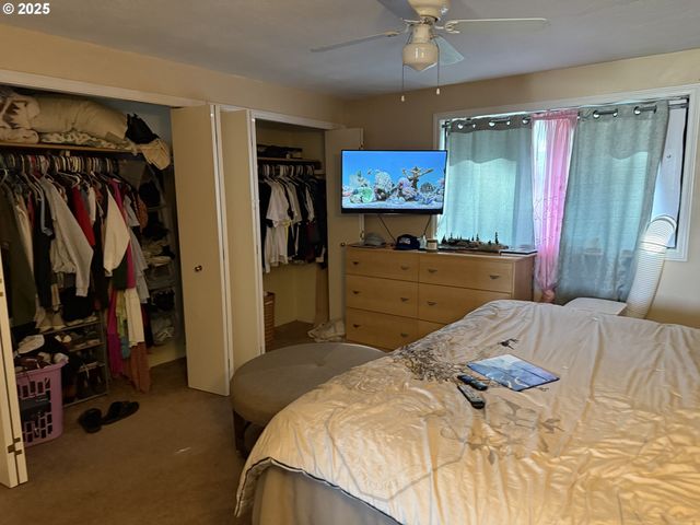 6296 THURSTON Rd, Springfield, OR 97478