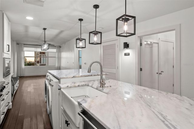 1208 E KENNEDY BOULEVARD 618, Tampa, FL 33602