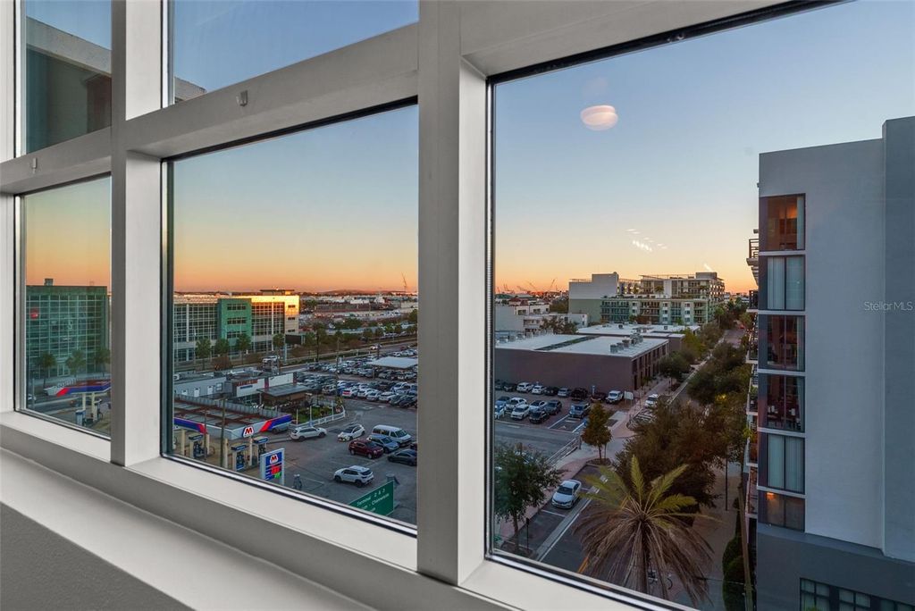 Image 11 of property listing at 1208 E KENNEDY BOULEVARD 618, Tampa, FL 33602