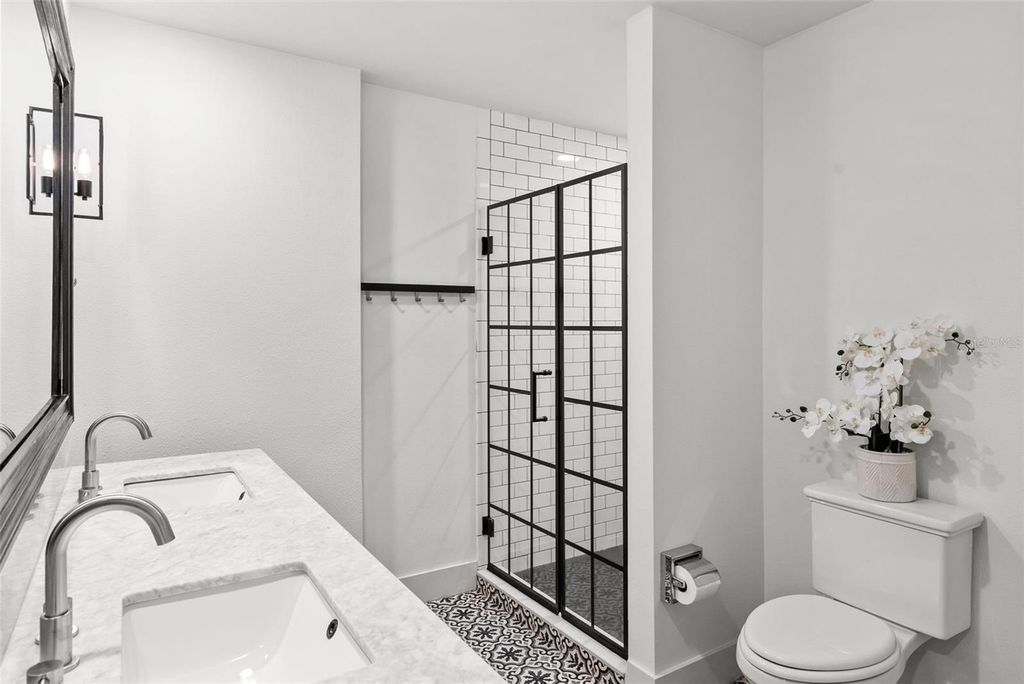 Image 25 of property listing at 1208 E KENNEDY BOULEVARD 618, Tampa, FL 33602