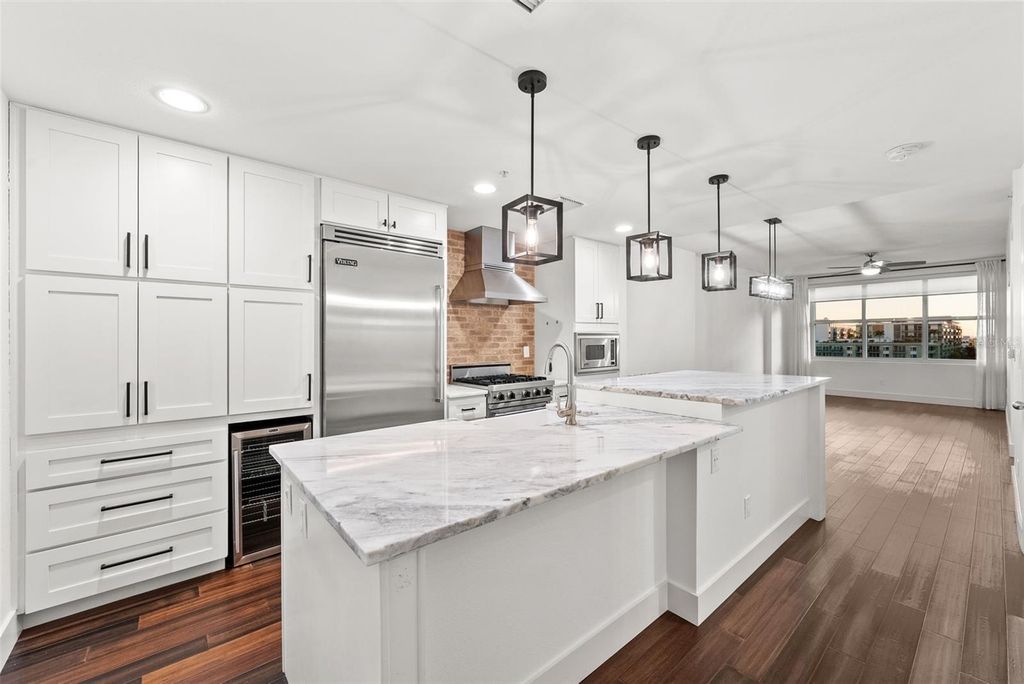 Image 4 of property listing at 1208 E KENNEDY BOULEVARD 618, Tampa, FL 33602