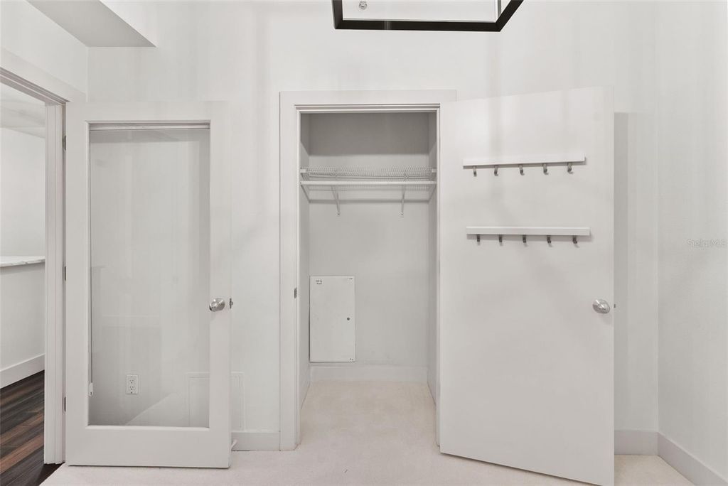 Image 31 of property listing at 1208 E KENNEDY BOULEVARD 618, Tampa, FL 33602