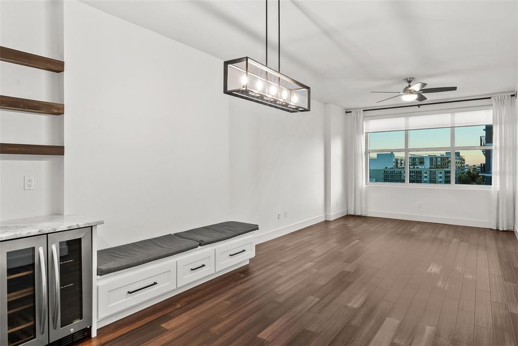 Image 8 of property listing at 1208 E KENNEDY BOULEVARD 618, Tampa, FL 33602