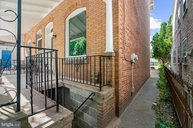 239 BEECH ST, Pottstown, PA 19464