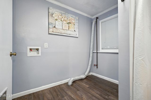 308 Cardinal Lane, Bristol, TN 37620