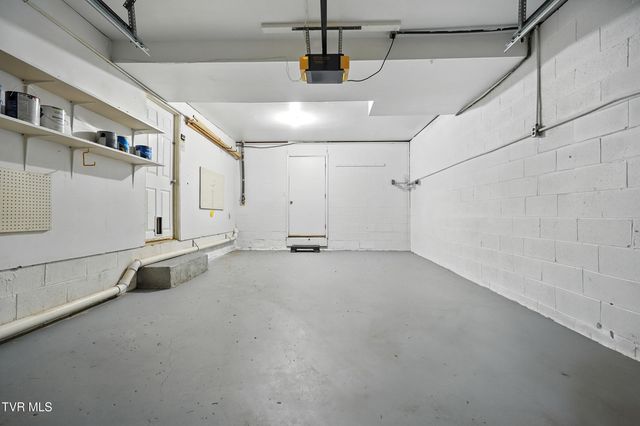 308 Cardinal Lane, Bristol, TN 37620