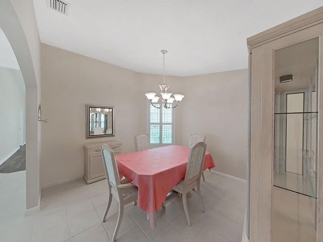 6122 GENTLE BEN CIRCLE, Wesley Chapel, FL 33544