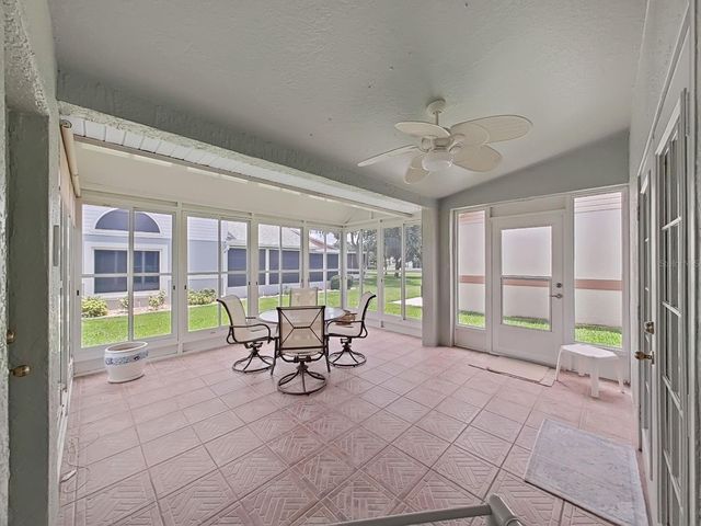 6122 GENTLE BEN CIRCLE, Wesley Chapel, FL 33544