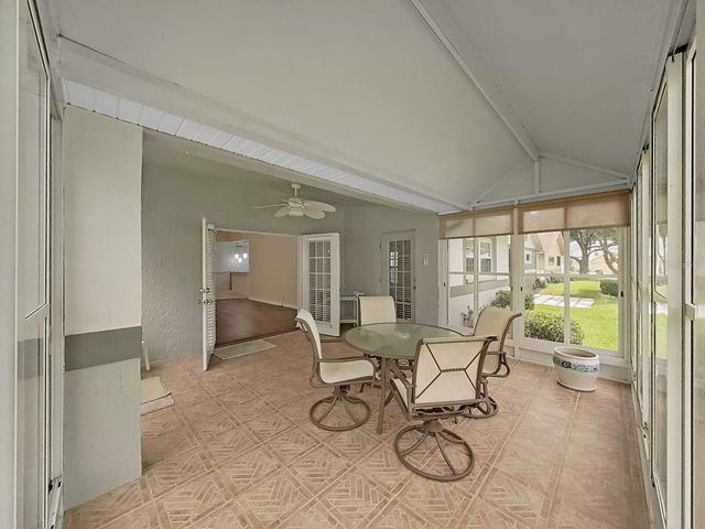 6122 GENTLE BEN CIRCLE, Wesley Chapel, FL 33544