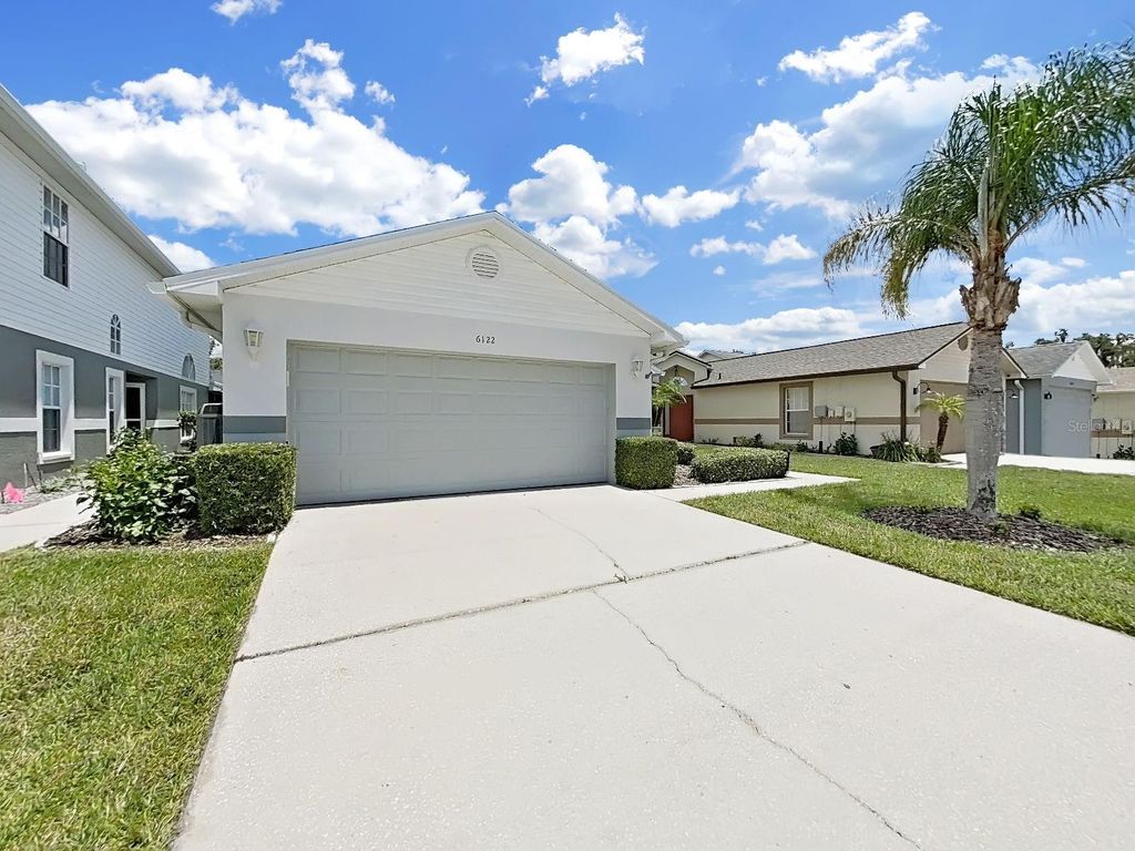6122 GENTLE BEN CIRCLE, Wesley Chapel, FL 33544